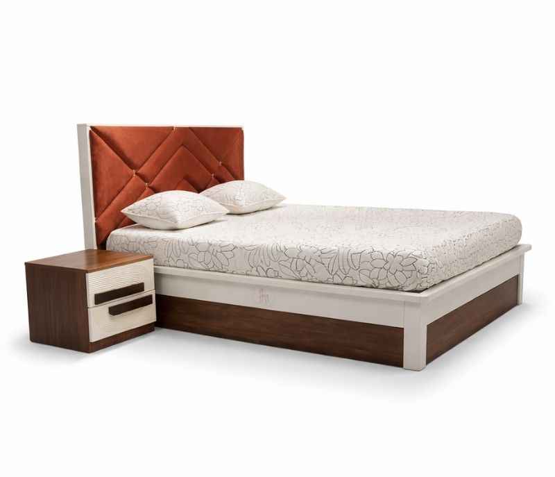 Image 3 for 18004 King Sized Bed with Hydraulic Bed Box (WF)