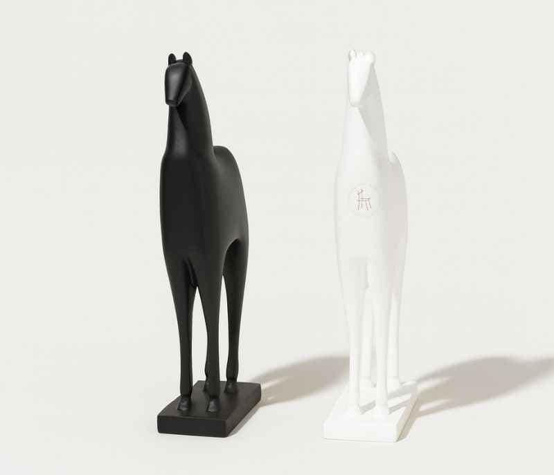 Image 3 for YH-CRA-130 A/B White and Black Ceramic Horse Figurines