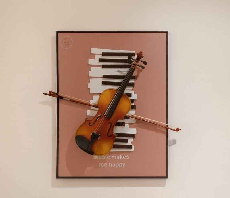 Image 3 for DM-D-FM-13 6613A Music-Themed Wall Frame – 3D Violin & Piano Keys Art Decor