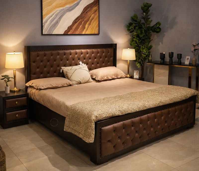 Chester Button Cot King With Box Storage   (WF) (OTD)