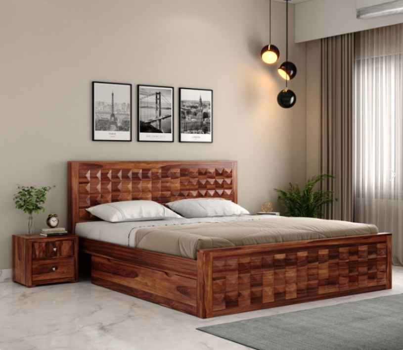 Diamond Sheesham Wood Bed (Honey Finish)