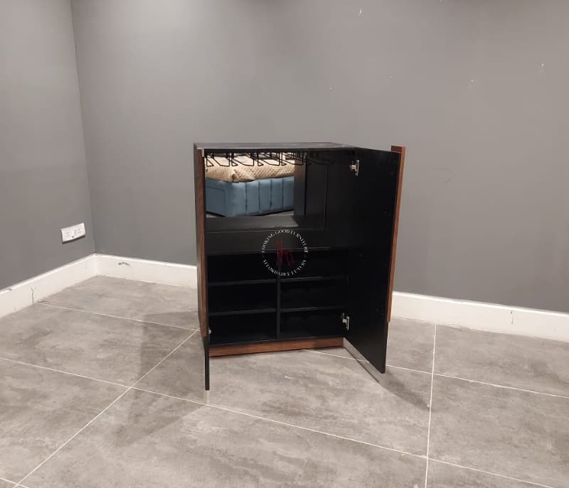 Image 3 for Walker Bar Cabinet (HYD OTD)