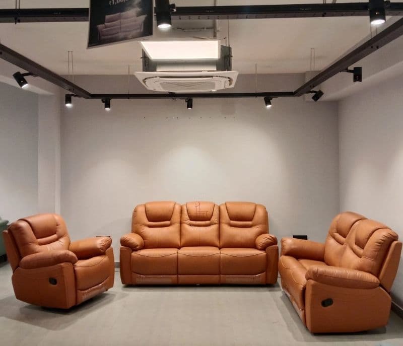 3355 Recliner Sofa (CP)