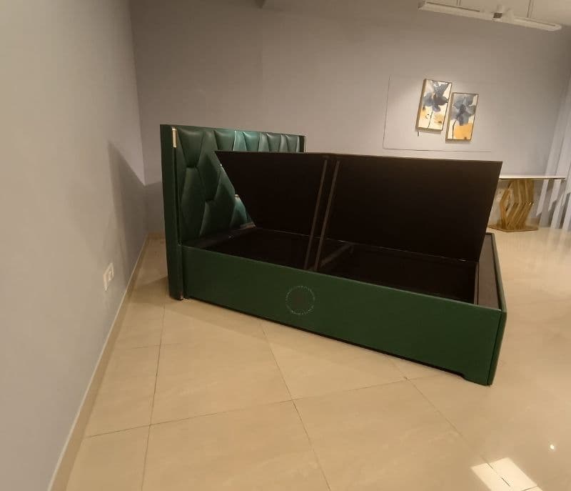 Image 7 for Altis Cot (WF)