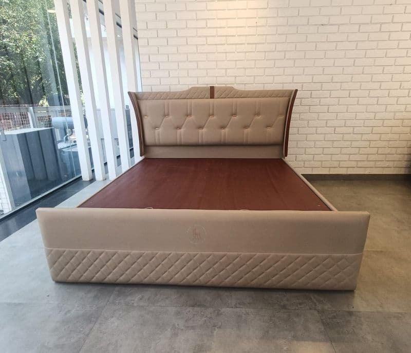 Image 4 for Zury Cot (EC)