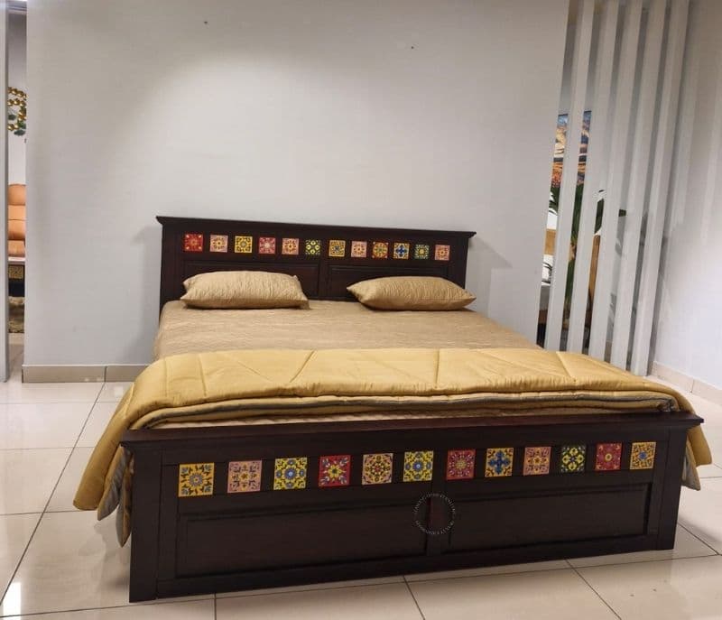 Image 4 for Tile Cot (WF)