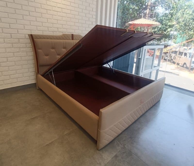 Image 6 for Zury Cot (EC)