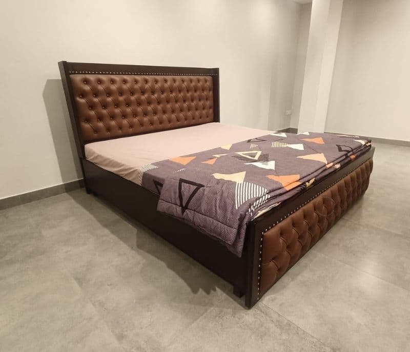 Image 2 for Chester Cot (EC)(BSK)(HYD)