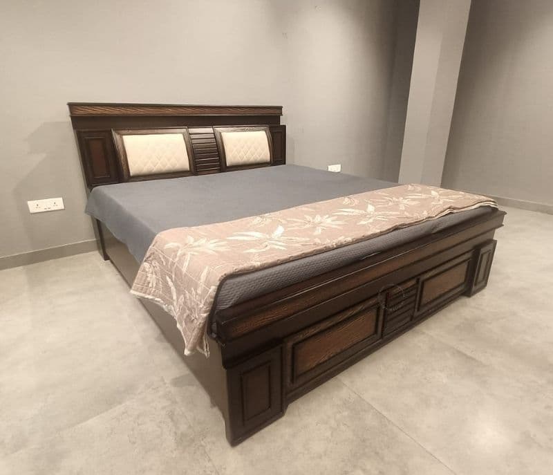 Image 2 for Bulb Cot (EC)