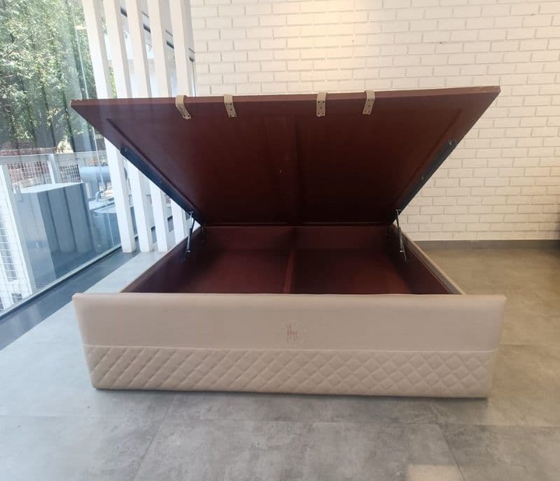 Image 7 for Zury Cot (EC)