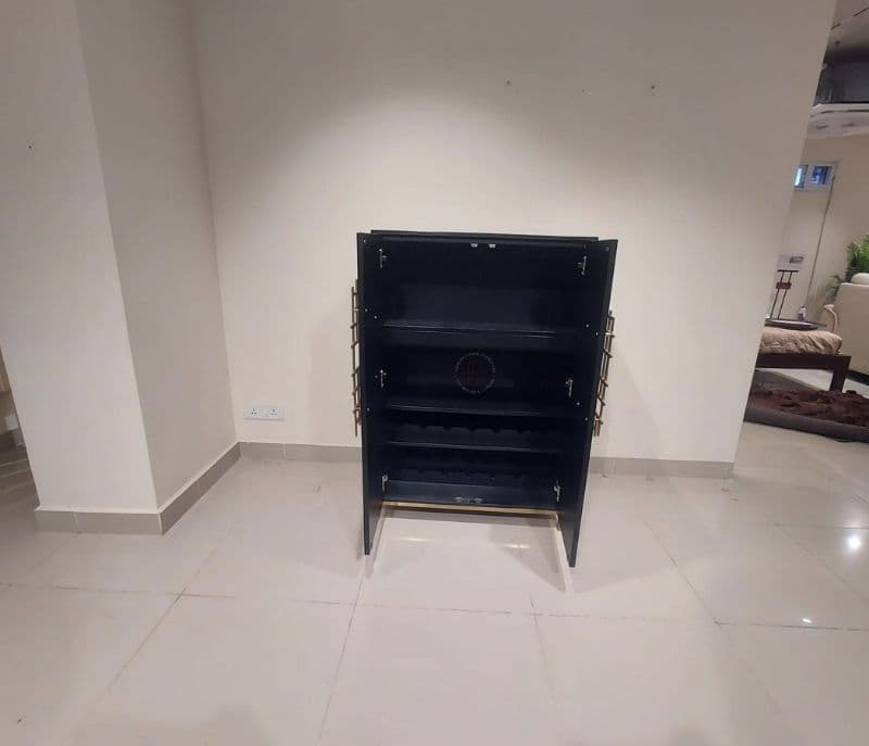 Image 3 for Mortis Bar Cabinet (HYD OTD)