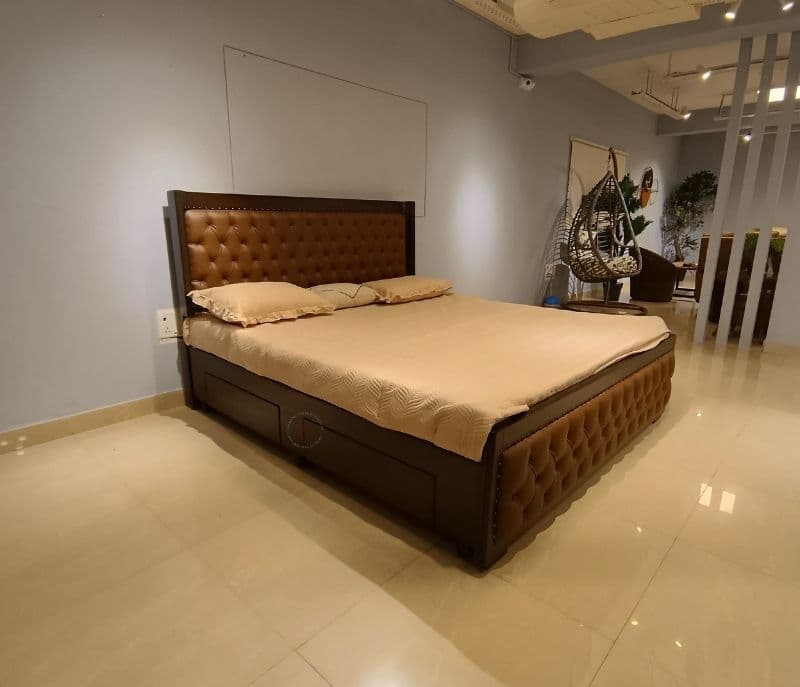 Image 2 for Chester Cot (WF)