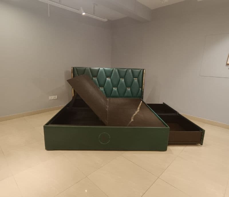 Image 8 for Altis Cot (WF)