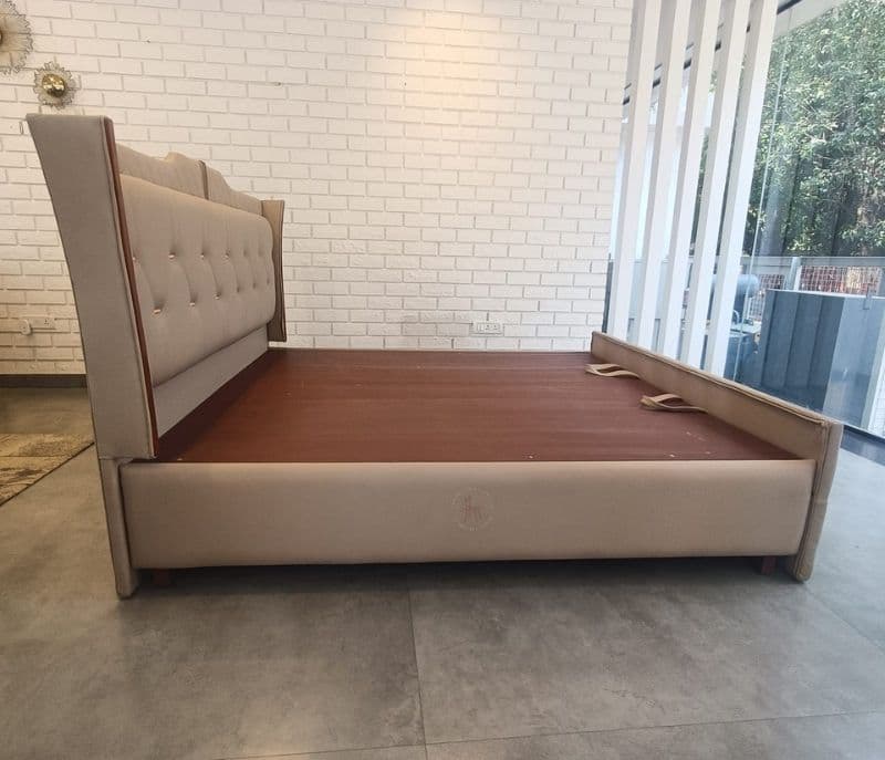 Image 8 for Zury Cot (EC)