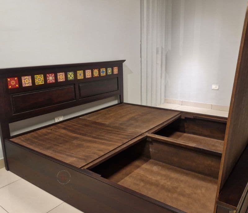 Image 7 for Tile Cot (WF)