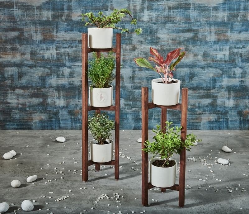 Rosana 3 Tier Planter With Dark Finish 3 Ceramic Pots
