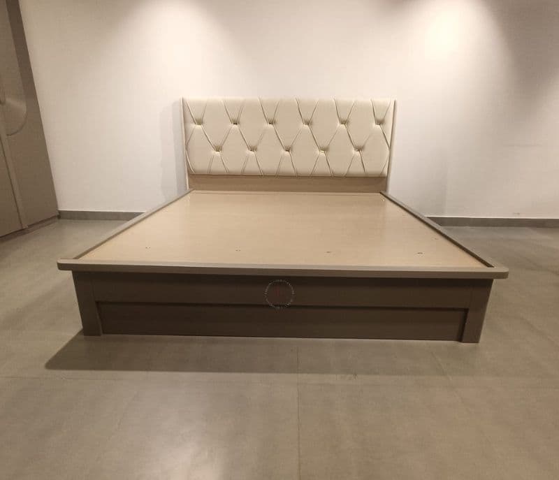 Image 5 for 21004 Cot (EC)