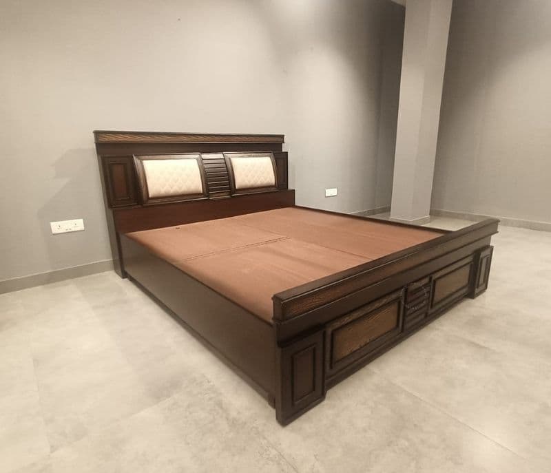 Image 4 for Bulb Cot (EC)