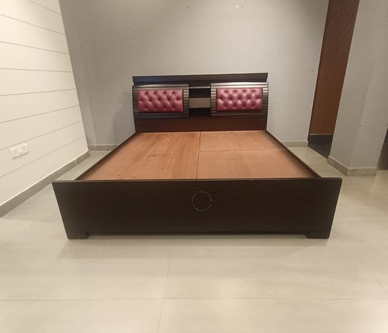 Image 4 for Bahubali Cot (EC)