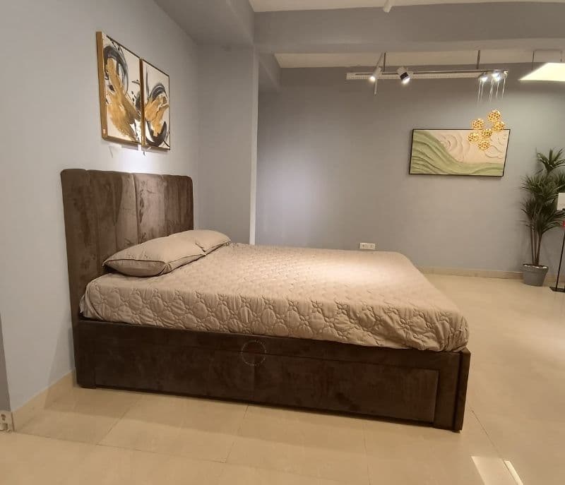 Image 4 for Lux Cot (WF)