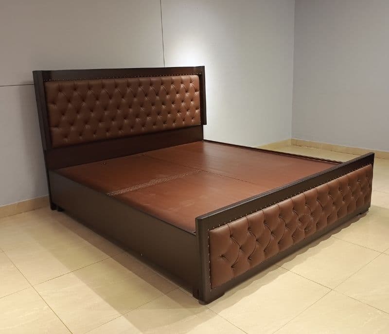 Image 7 for Chester Cot (WF)