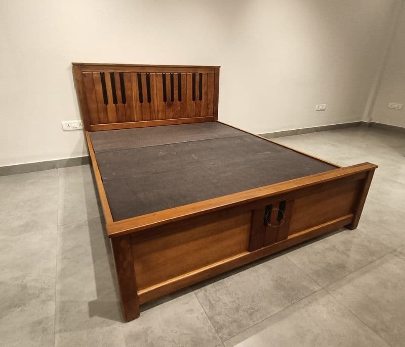 Image 3 for Piano Cot (EC)