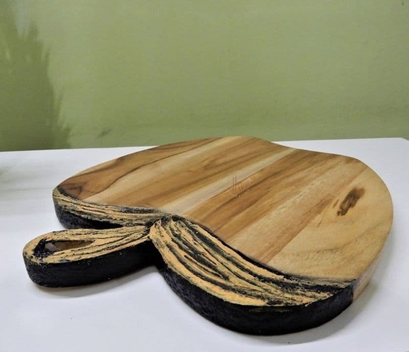 Image 4 for Octavia Apple Shape Wooden Chopping Board