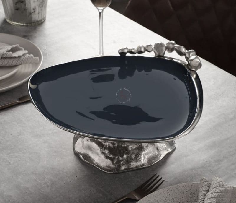 Tessa Stones Serving ware Jet Black enamle - Cake Stand