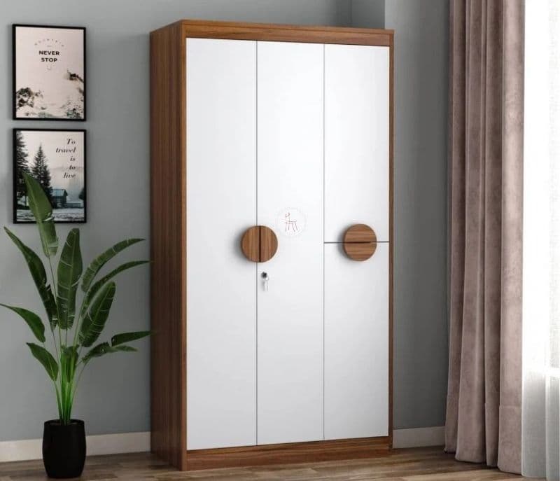 Everleigh Engineered Wood 3 Door Cupboard