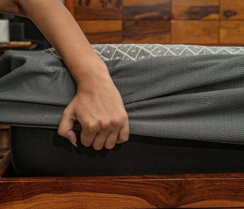 Image 4 for Gracelynn Soft Melange Cotton Breathable Hypoallergenic Waterproof Mattress Protector