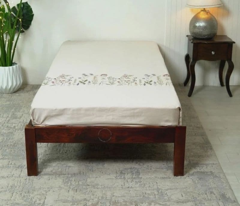 Image 4 for Catarina Cot (Honey Finish)