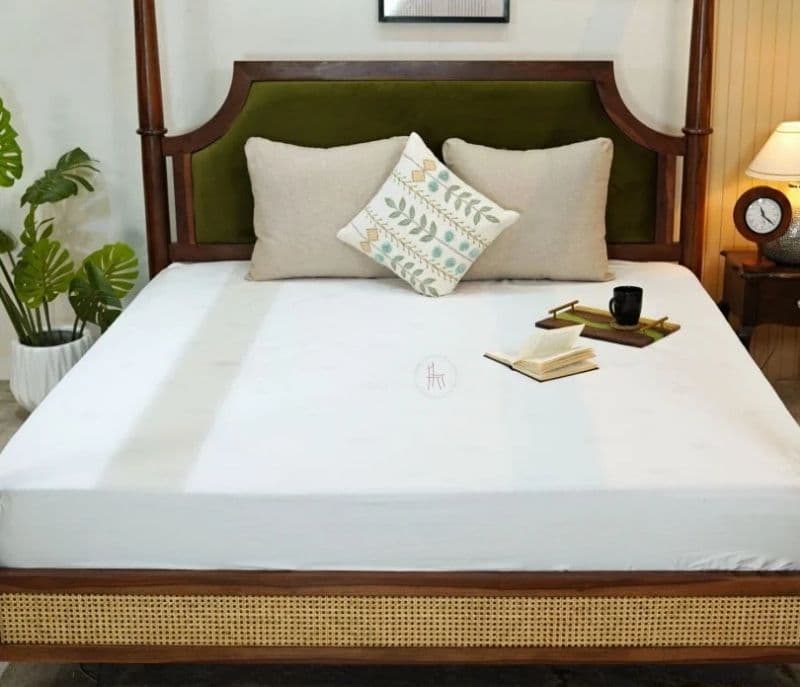 Image 3 for Xoana Poster Bed