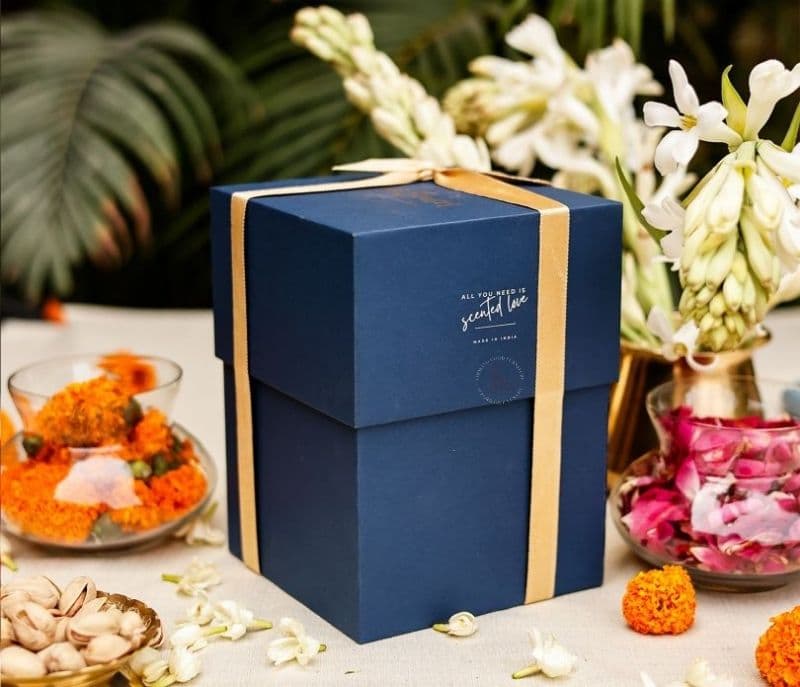 Image 3 for Leilani Star Dust 2-Wick Bell Jar Candle