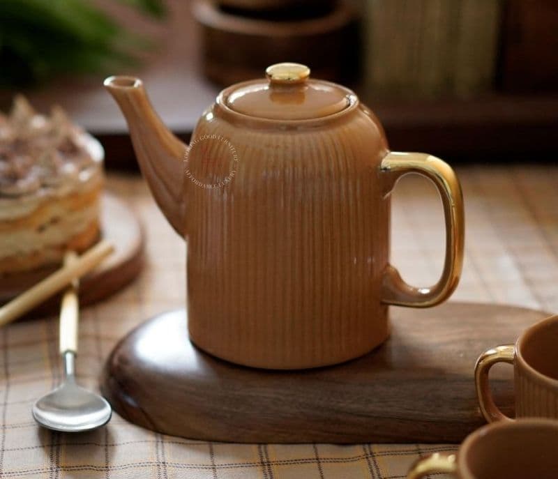 Gucci Hand Cast Ceramic Orange Color Tea Pot