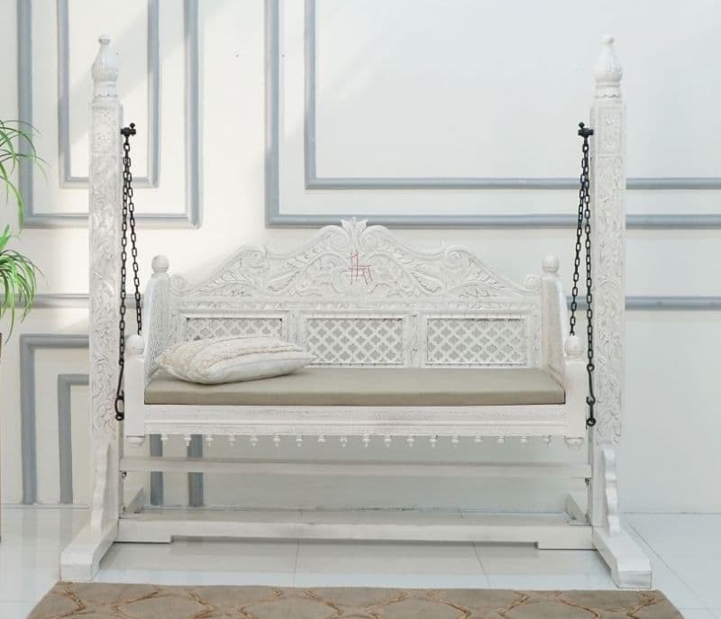 Amy Crate Wooden Swing Chair