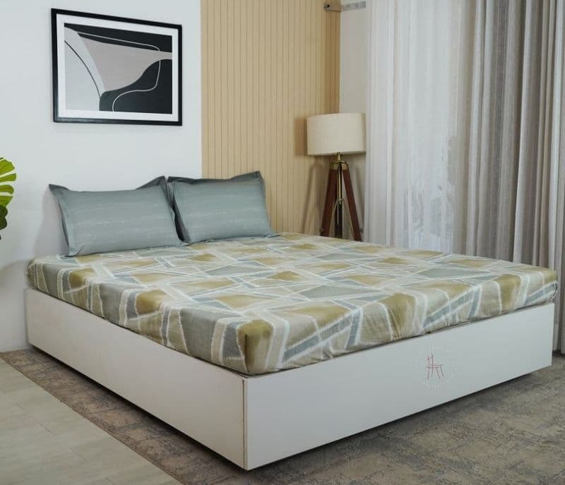 Image 4 for Giselle  Cross 144 TC Flat Pure Cotton Double Size Bedsheet With 2 Pillow Covers