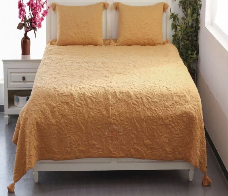 Helena Summer Beauty 100% Cotton Knitted King Size Bed Cover with 2 Pillow Cover Set