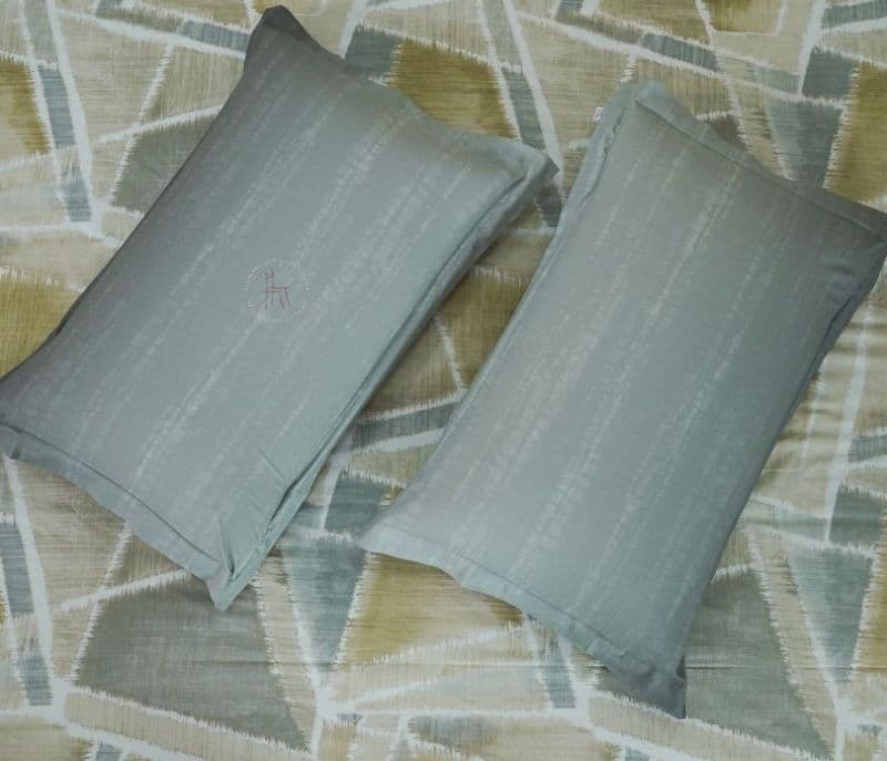 Image 5 for Giselle  Cross 144 TC Flat Pure Cotton Double Size Bedsheet With 2 Pillow Covers