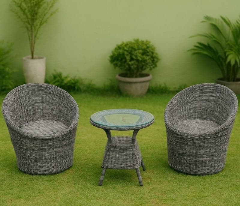 Hannah Wicker outdoor