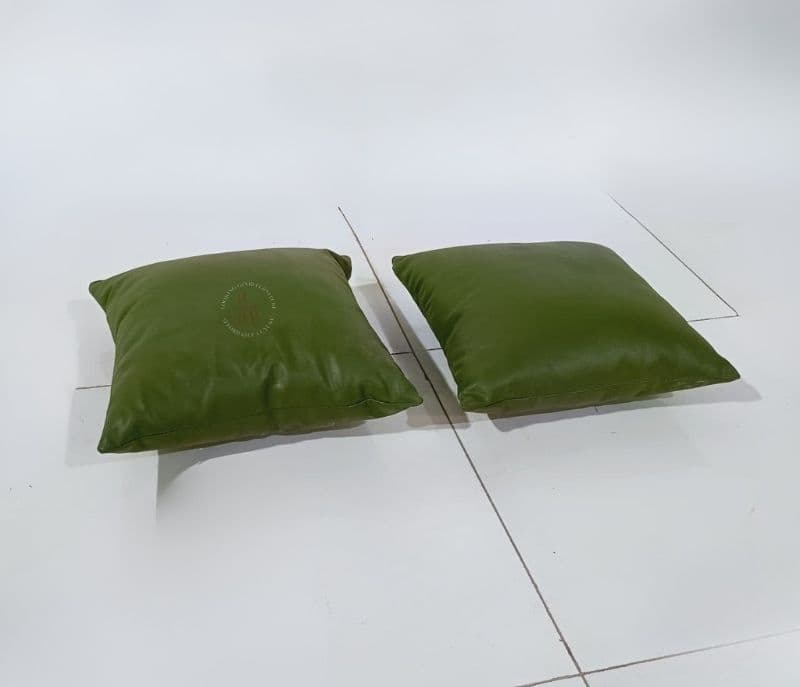 Image 4 for Chester pillow (BSK OTD)(SKN OTD)(BWD OTD)(WH OTD)(EC OTD)(BTM OTD)