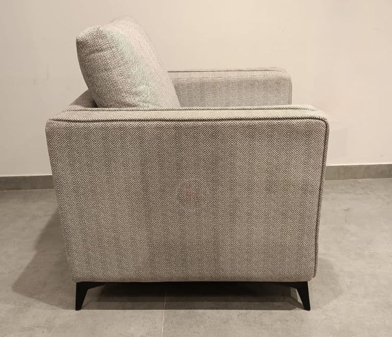 Image 4 for Revolt (EC OTD)