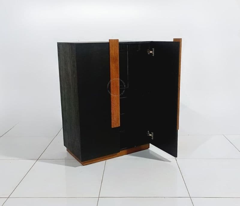 Image 5 for Walker-BC bar cabinet (WH OTD)