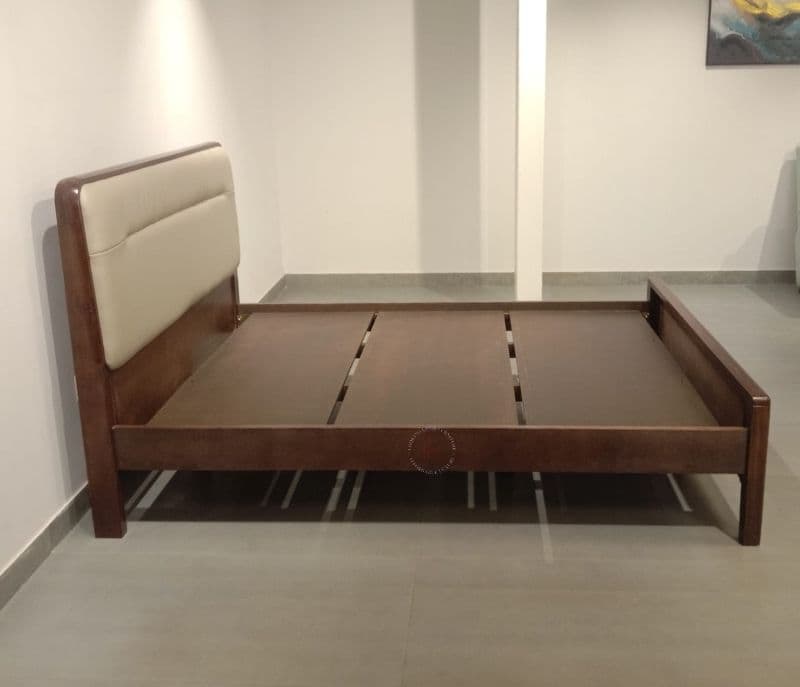 Image 6 for KA2515 Cot Queen size without 6.5ft x 5ft (EC)