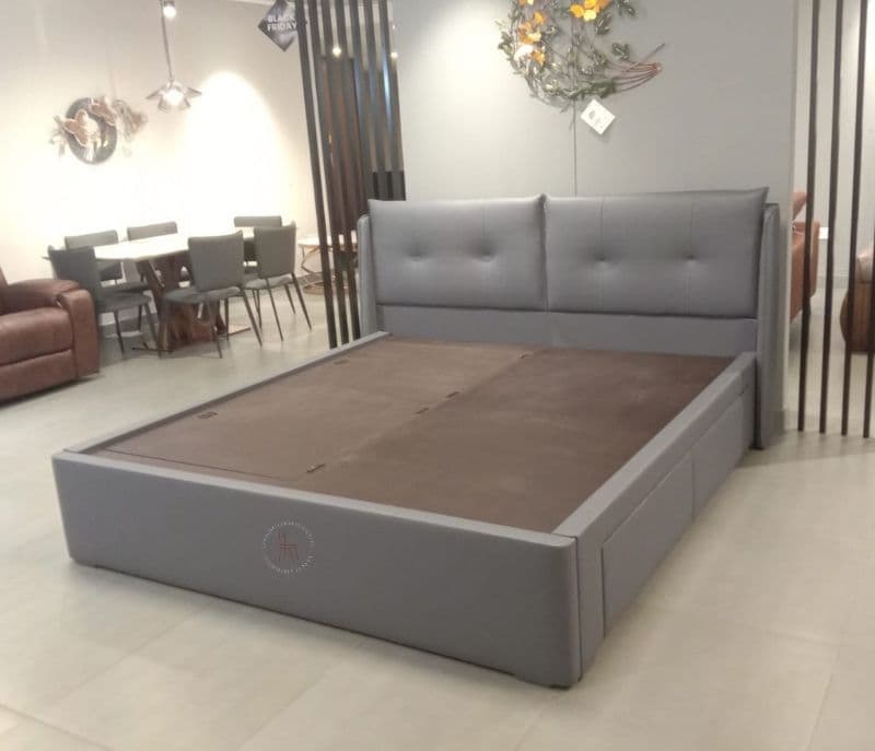 Image 8 for Porsche Cot King size with storage 6.5ft x 6ft (EC)