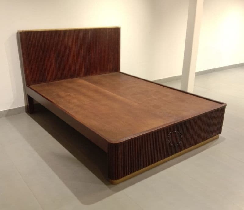 Image 5 for Fluted King size without storage 6.5ft x 5ft (EC)