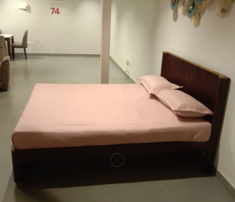 Image 4 for Fluted King size without storage 6.5ft x 5ft (EC)