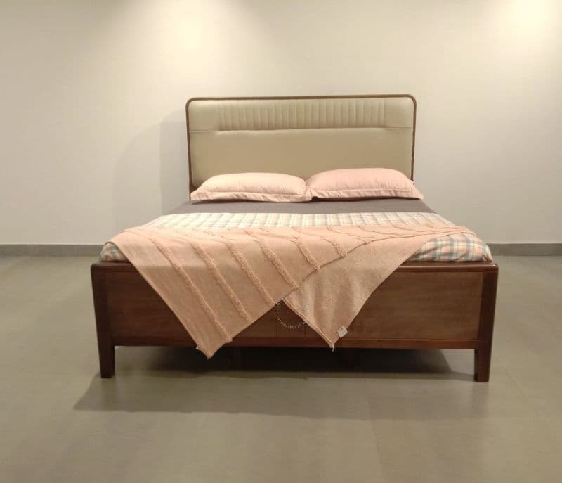 KA2515 Cot Queen size without 6.5ft x 5ft (EC)