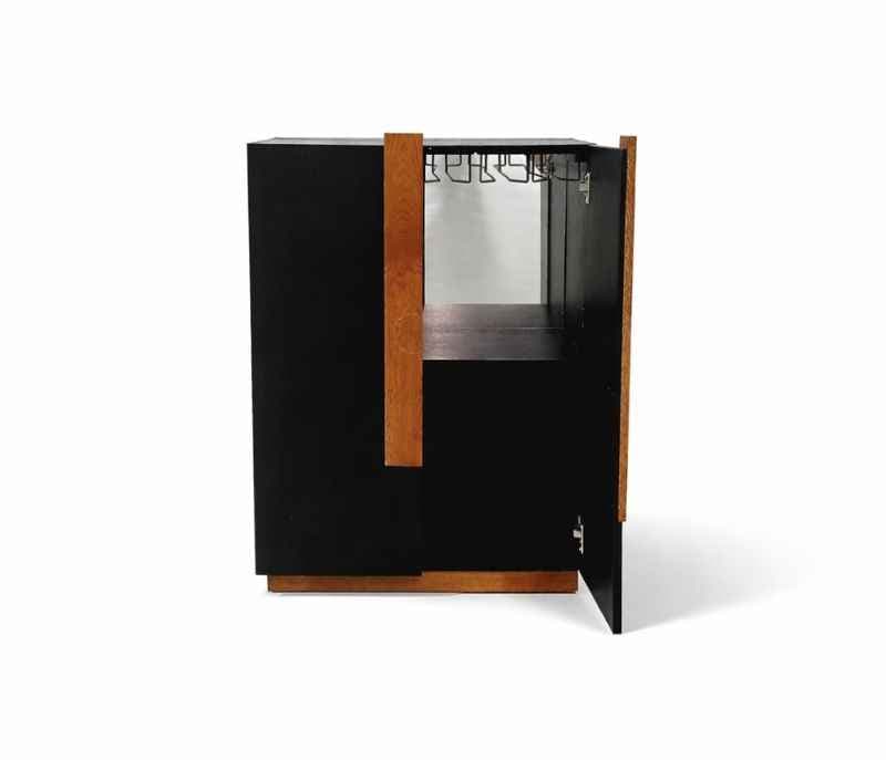 Image 8 for Walker-BC Bar Cabinet (EC)(SKN OTD)