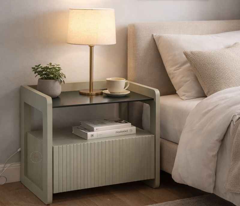 Image 4 for 45001 Bedroom Set King Size 72x78 with Hydraulic Storage + Dresser 2 Bed Side Table + 6 Door Wardrobe (WF OTD)